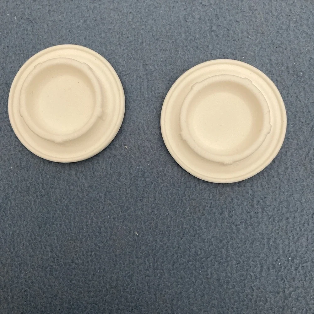 NWT Le Creuset White Set of 2 Silicon Mill Caps for Salt & Pepper Mills/Grinders